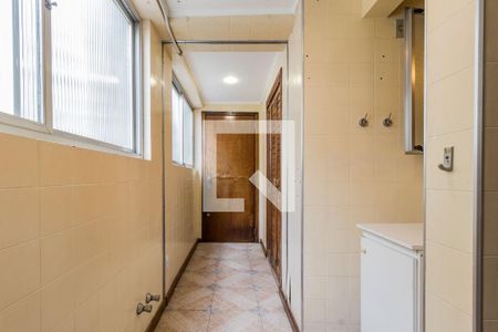 Apartamento à venda com 180m², 3 quartos e 2 vagas Apartamento à venda com 180m², 3 quartos e 2 vagasArea de Serviço