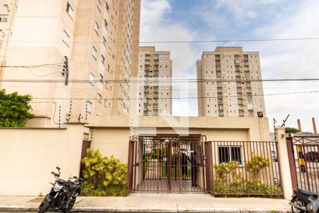 Apartamento para alugar com 50m², 2 quartos e 1 vaga Apartamento para alugar com 50m², 2 quartos e 1 vagaFachada