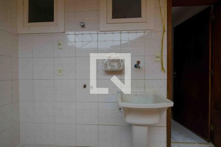 Casa de condomínio à venda com 280m², 4 quartos e 2 vagasÁrea de Serviço