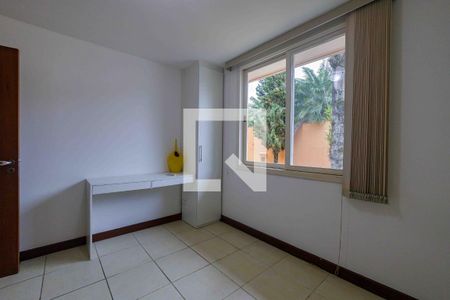 Casa de condomínio à venda com 280m², 4 quartos e 2 vagasSuíte 1