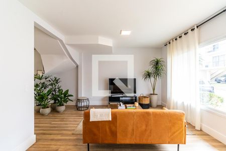Sala de casa de condomínio à venda com 4 quartos, 242m² em Jardim Sao Nicolau, São Paulo