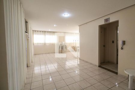 Apartamento à venda com 54m², 2 quartos e 2 vagas Apartamento à venda com 54m², 2 quartos e 2 vagasSalão de Festas