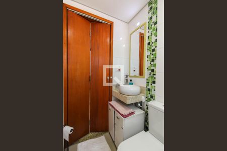 Apartamento à venda com 54m², 2 quartos e 2 vagas Apartamento à venda com 54m², 2 quartos e 2 vagasBanheiro