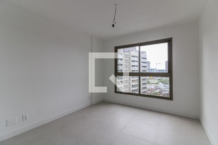Suíte de apartamento para alugar com 3 quartos, 119m² em Barra da Tijuca, Rio de Janeiro