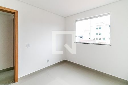 Quarto 1 de apartamento à venda com 3 quartos, 106m² em Cabral, Contagem