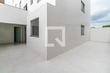 Apartamento à venda com 106m², 3 quartos e 2 vagasVaranda