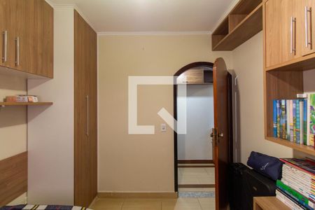 Quarto 1 de casa para alugar com 3 quartos, 500m² em Vila Silvia, São Paulo