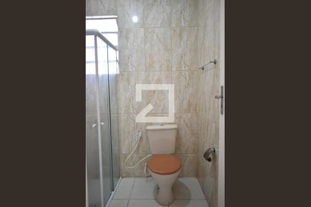 Casa de condomínio para alugar com 120m², 2 quartos e 4 vagasBanheiro