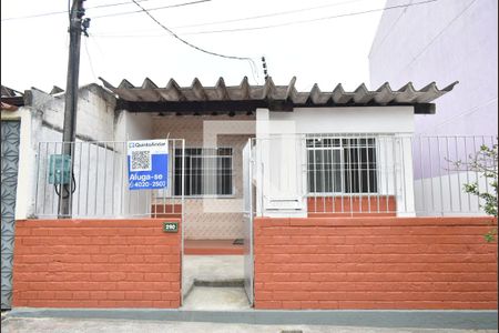 Casa de condomínio para alugar com 120m², 2 quartos e 4 vagasFachada