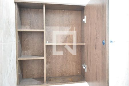 Casa de condomínio para alugar com 120m², 2 quartos e 4 vagasBanheiro - Armário