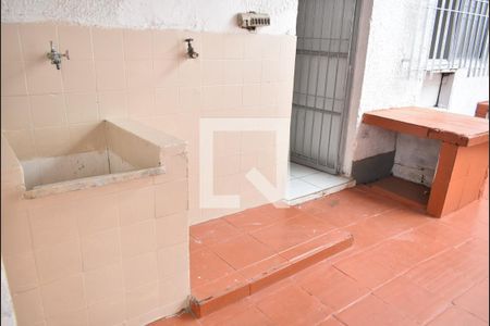 Casa de condomínio para alugar com 120m², 2 quartos e 4 vagasÁrea de Serviço