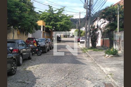 Casa de condomínio para alugar com 120m², 2 quartos e 4 vagasVista da Rua