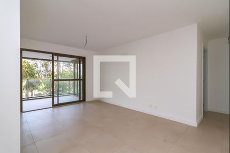 Sala de apartamento para alugar com 3 quartos, 123m² em Barra da Tijuca, Rio de Janeiro