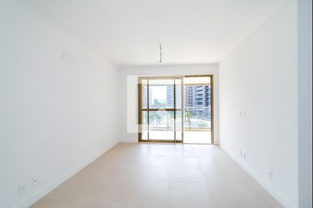 Sala de apartamento para alugar com 3 quartos, 125m² em Barra da Tijuca, Rio de Janeiro