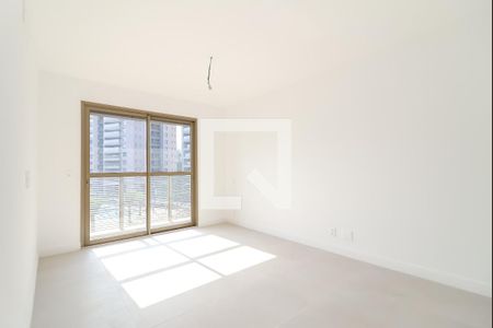 Suíte de apartamento para alugar com 3 quartos, 125m² em Barra da Tijuca, Rio de Janeiro