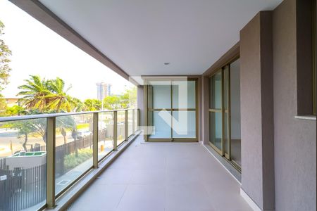 Sala de apartamento para alugar com 3 quartos, 123m² em Barra da Tijuca, Rio de Janeiro