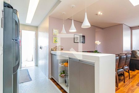 Apartamento à venda com 176m², 4 quartos e 2 vagasCozinha