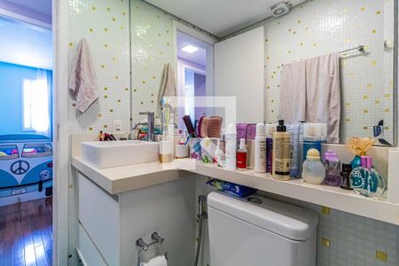 Apartamento à venda com 176m², 4 quartos e 2 vagasBanheiro social