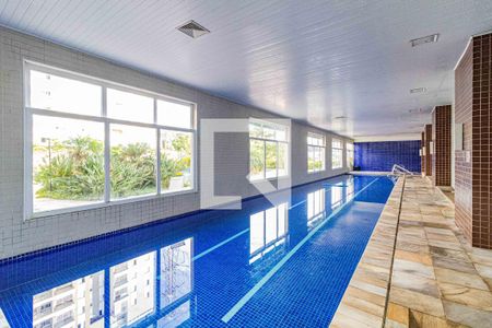 Apartamento à venda com 176m², 4 quartos e 2 vagasÁrea comum - Piscina coberta