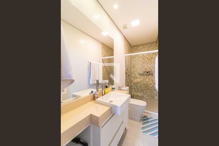 Apartamento à venda com 176m², 4 quartos e 2 vagasSuite superior - Banheiro