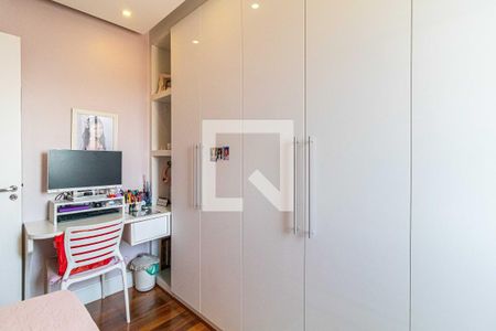 Apartamento à venda com 176m², 4 quartos e 2 vagasQuarto 01