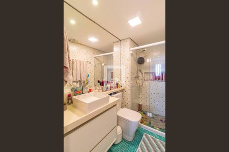 Apartamento à venda com 176m², 4 quartos e 2 vagasBanheiro social