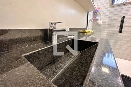 Apartamento à venda com 83m², 2 quartos e 1 vagaBanheiro do Quarto 2