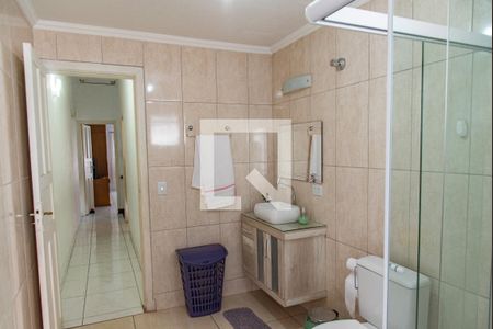 Casa à venda com 180m², 3 quartos e 1 vagaBanheiro