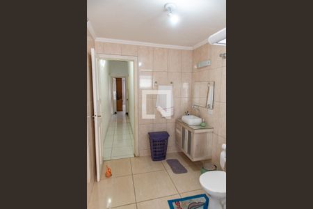 Casa à venda com 180m², 3 quartos e 1 vagaBanheiro