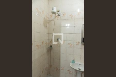 Casa à venda com 180m², 3 quartos e 1 vagaBanheiro 2