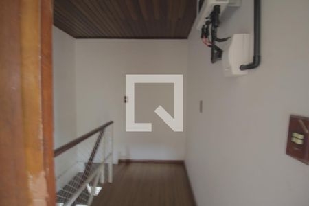 Casa à venda com 278m², 5 quartos e 5 vagasCorredor