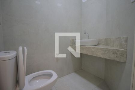 Casa à venda com 278m², 5 quartos e 5 vagasLavabo