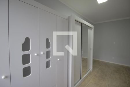 Casa à venda com 278m², 5 quartos e 5 vagasQuarto 2