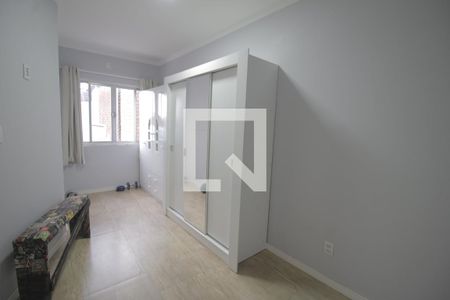 Casa à venda com 278m², 5 quartos e 5 vagasQuarto 2