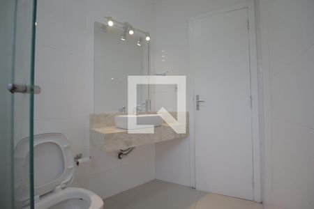 Casa à venda com 278m², 5 quartos e 5 vagasBanheiro 1