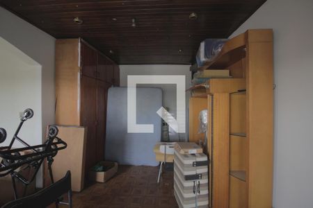 Casa à venda com 278m², 5 quartos e 5 vagasQuarto 5