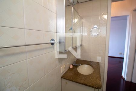 Banheiro de apartamento à venda com 2 quartos, 60m² em Nova Piraju, São Paulo