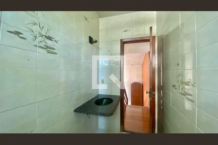 Casa à venda com 361m², 4 quartos e 2 vagasBanheiro Social