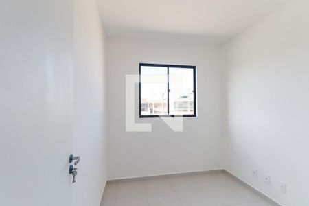 Quarto 1 de apartamento para alugar com 2 quartos, 45m² em Parque da Fonte, São José dos Pinhais
