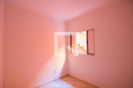 Quarto 2 de casa para alugar com 2 quartos, 80m² em Jardim do Estádio, Santo André