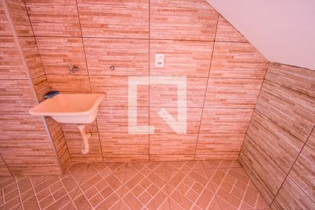 Casa para alugar com 80m², 2 quartos e 1 vagaÁrea de serviço