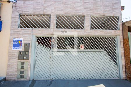 Casa para alugar com 80m², 2 quartos e 1 vagaFachada