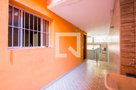 Casa para alugar com 80m², 2 quartos e 1 vagaÁrea de serviço