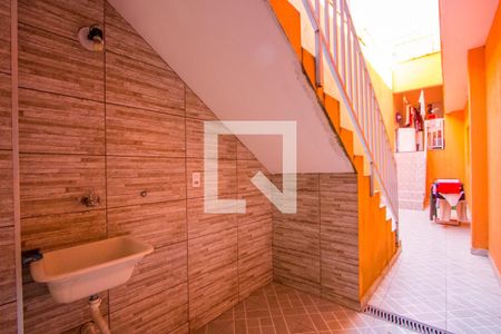 Casa para alugar com 80m², 2 quartos e 1 vagaÁrea de serviço