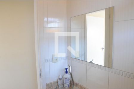 Casa à venda com 200m², 3 quartos e 6 vagasLavabo