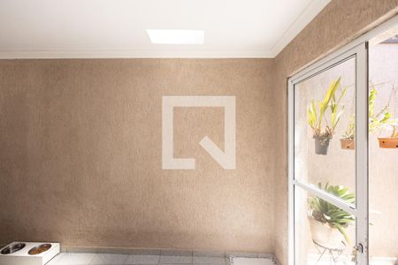 Vista Quarto 1 de casa à venda com 2 quartos, 190m² em Vila Carrão, São Paulo