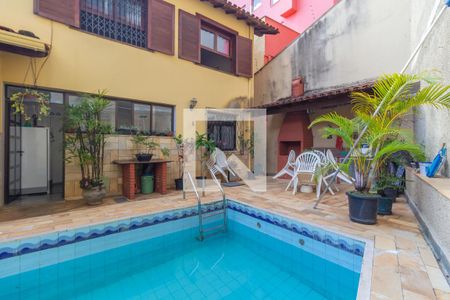 Casa à venda com 374m², 5 quartos e 4 vagasÁrea comum