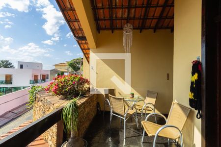 Casa à venda com 374m², 5 quartos e 4 vagasvaranda