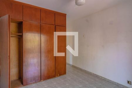Casa à venda com 269m², 3 quartos e 3 vagasQuarto 3