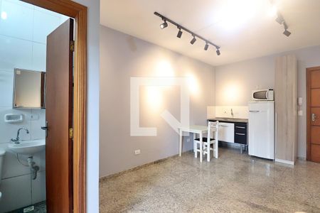 Quarto de kitnet/studio para alugar com 1 quarto, 20m² em Vila Sao Pedro, Santo André